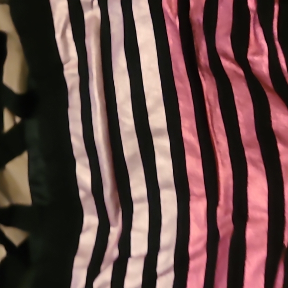 Victoria Secret Bag - Picture 3 of 4